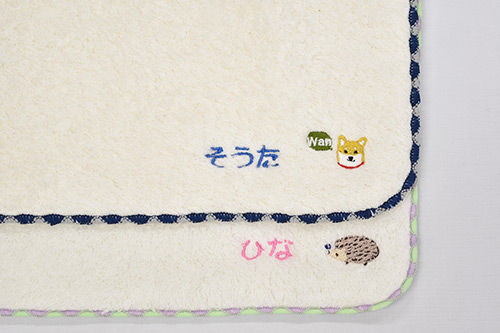 名入れ刺繍ハンカチ　やわらかタオルハンカチ